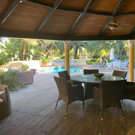 In Center Villa Marbellac